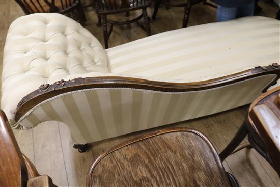 A Victorian mahogany chaise longue W.190cm